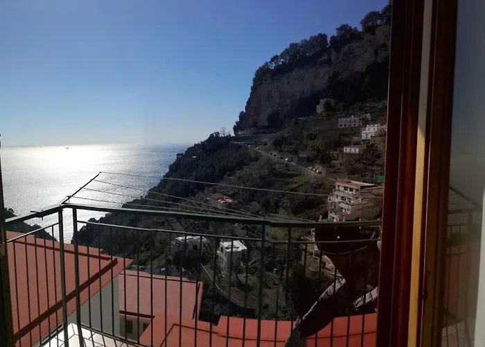 Bed and Breakfast Domus Gaia Amalfi